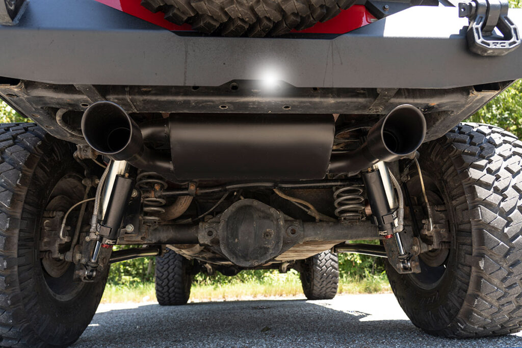 DUAL OUTLET PERFORMANCE EXHAUST BLACK (0718 WRANGLER JK) 96002